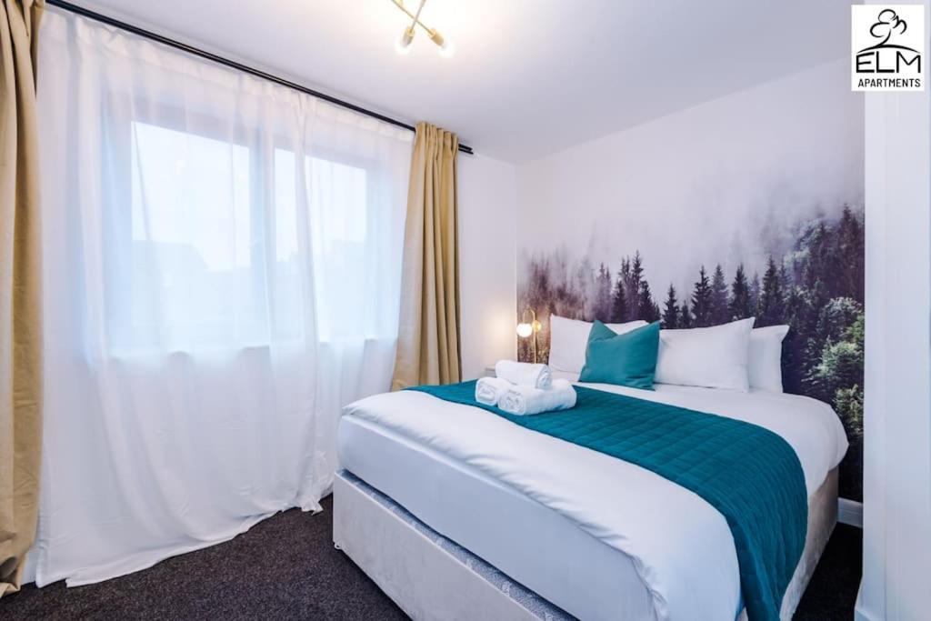 Cozy 1 Bedroom Apartment, Prime Location , Free Parking Manchester Extérieur photo
